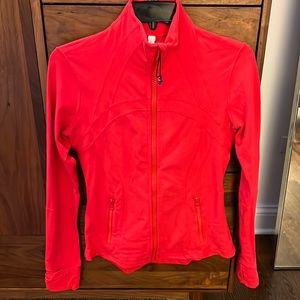 Lululemon Define style jacket in red, size 6